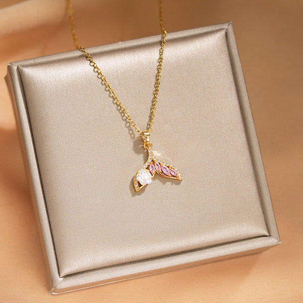 Gold Fish Tail Flower Pearl Nacklace