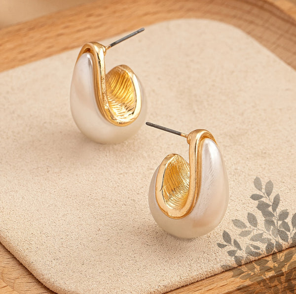 Teardrop Pearl Stud Earrings