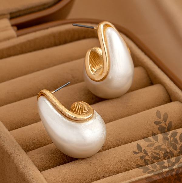 Teardrop Pearl Stud Earrings