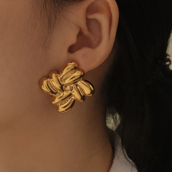 Anti tarnish cube shape earrings