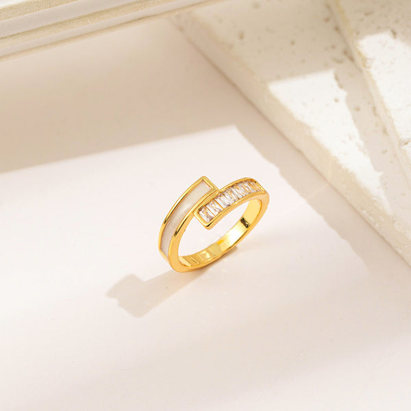 Golden Nail Screw Baguette Zirconia Ring