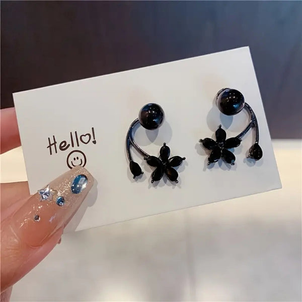 Black flower pearl earrings