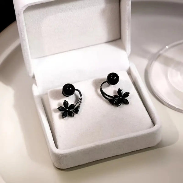 Black flower pearl earrings