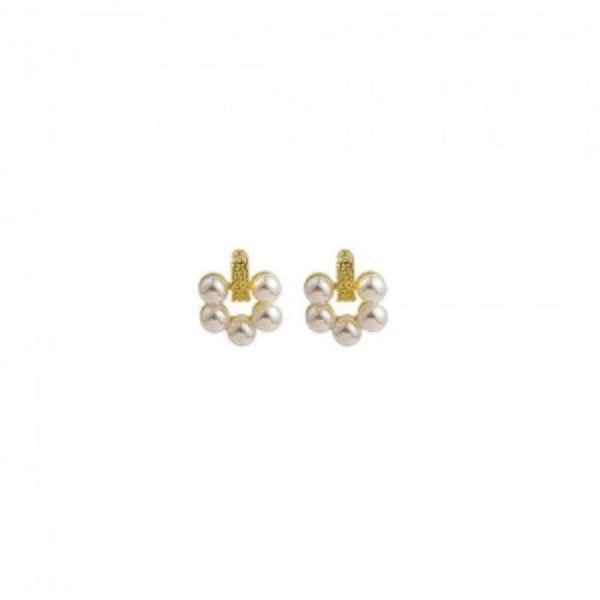 Flower Pearl Stud Earrings