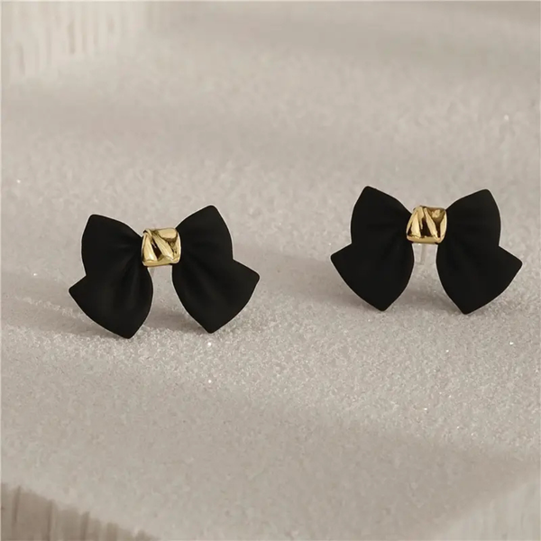Love Korean Black Bow Earrings