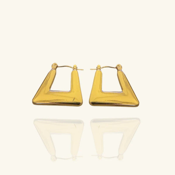 Anti tarnish U shape earrings