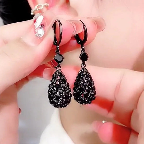 Elegant Black Crystal Drop Earrings