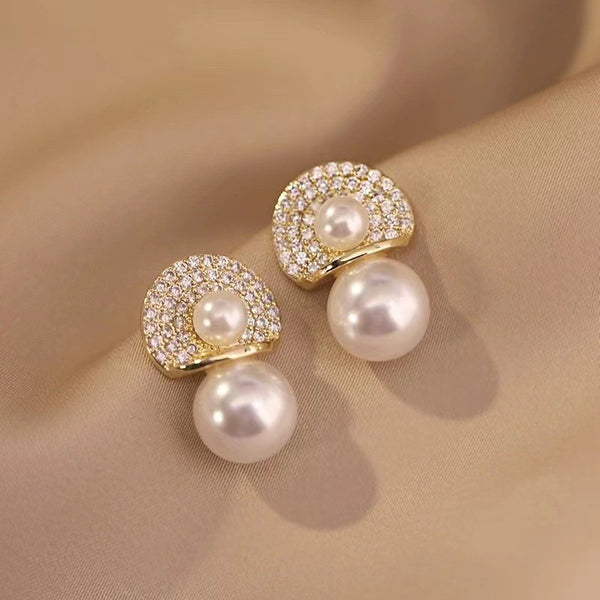 Pack Of 2 Golden Pearl Hoop Earring