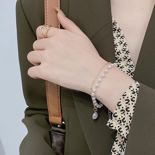 Pearl and Chain Bracelet