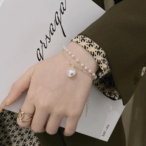 Pearl and Chain Bracelet