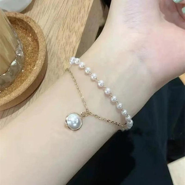 Pearl and Chain Bracelet