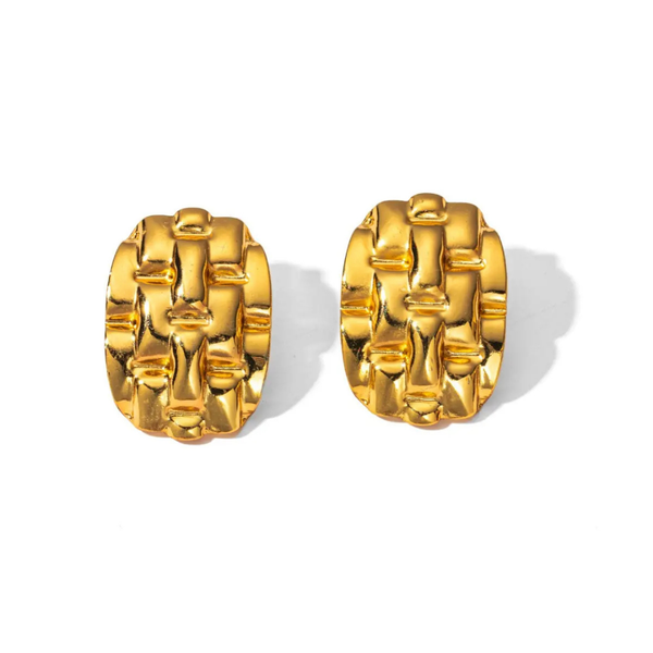 Anti tarnish golden shine stud earrings