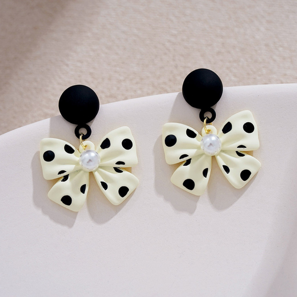 Simple Temperament Bow Polka Dot Earrings