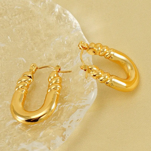 Anti tarnish trendy gold earrings