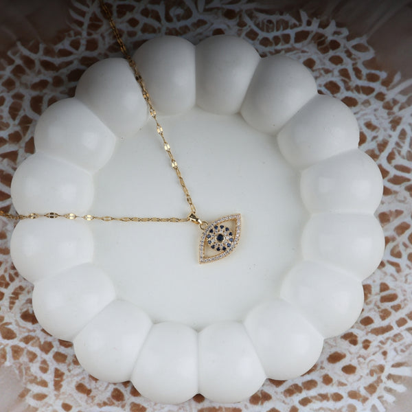 Golden Chain Eye Necklace