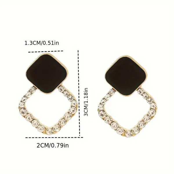 Stylish Black Square Earring
