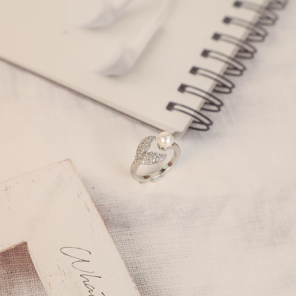 Love silver fish ring