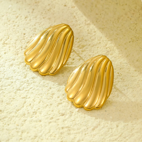 Anti tarnish gold waves stud earrings