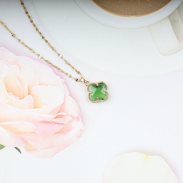 Green crystal with long chain necklace