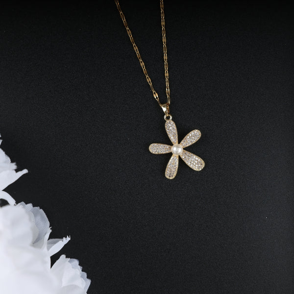 Elegant Rhinestone Pearl Decor Flower Pendant Necklace