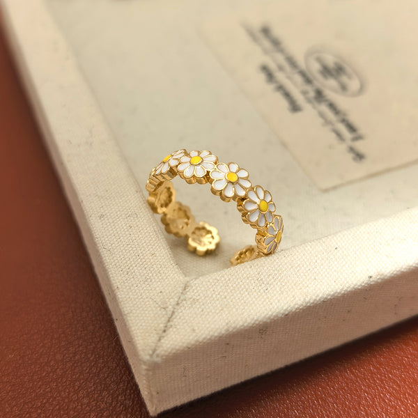 Golden Sun Flower Daisy Ring