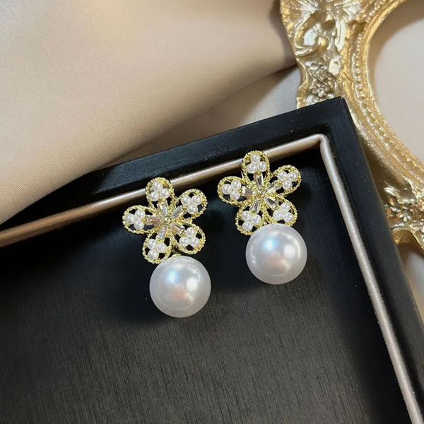 Floral Pearl Earrings