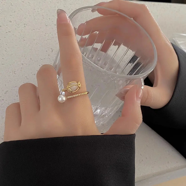 Beauty Nx gold flower ring