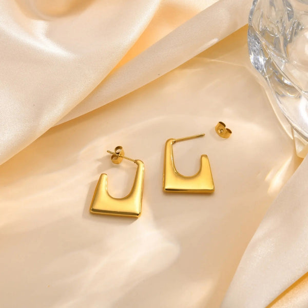 Anti Tarnish Purse Shape Hoop Earring