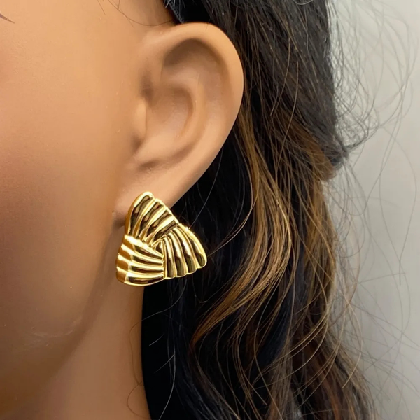 Anti tarnish cute shape earrings