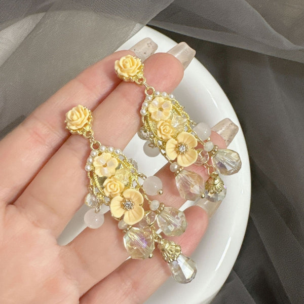 Yellow shade Pearl earrings