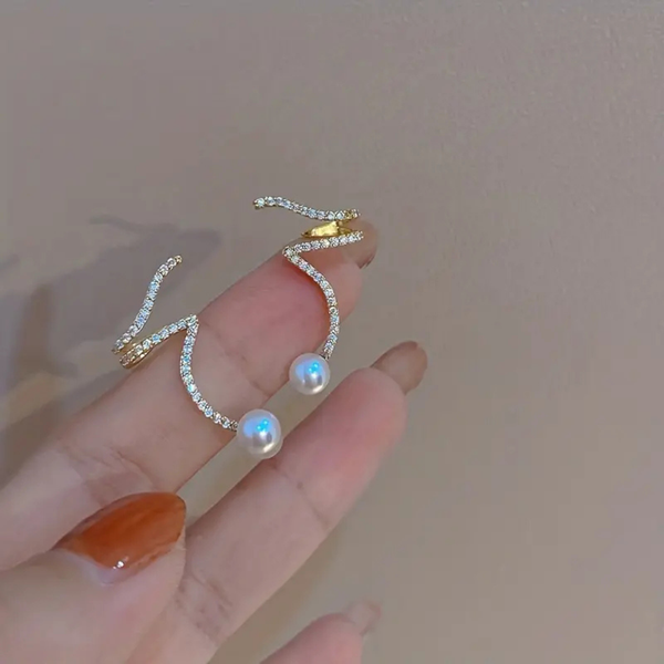 Pearl cuff stud earrings