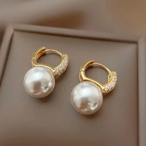 Stylish Pearl Drop Earring