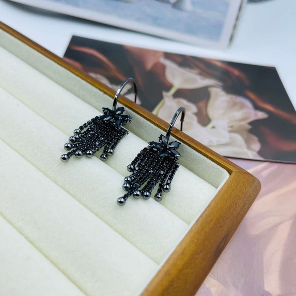 Little Black Leaf long Earring