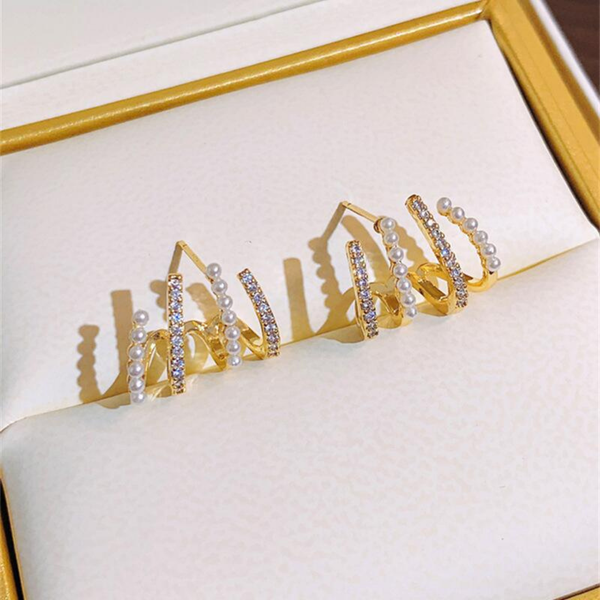 Crystal Pearly Hold Earring