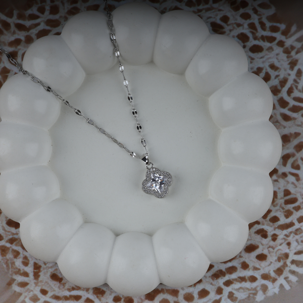 Love diamond look necklace