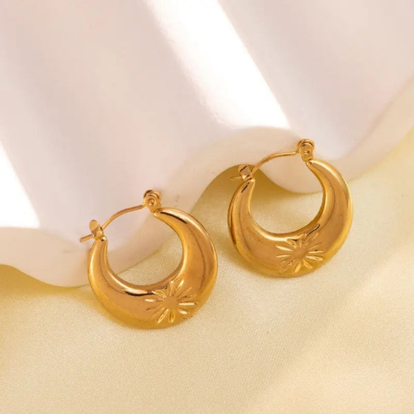 Anti tarnish simple gold plated earrings