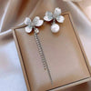 Stylsih pearl & flower earring