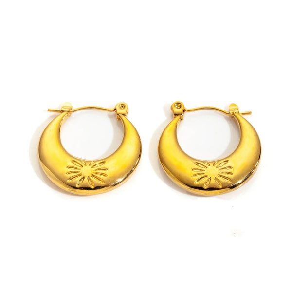 Anti tarnish simple gold plated earrings