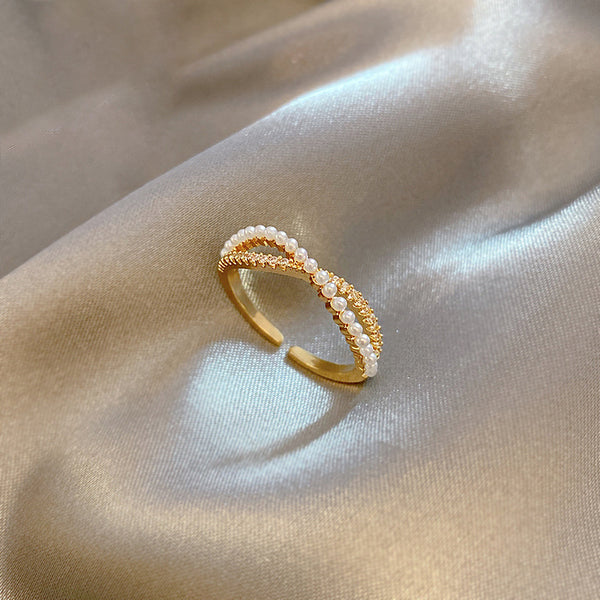 Infinity ring pearly gold