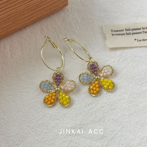 Flower Dangle Daisy Earring