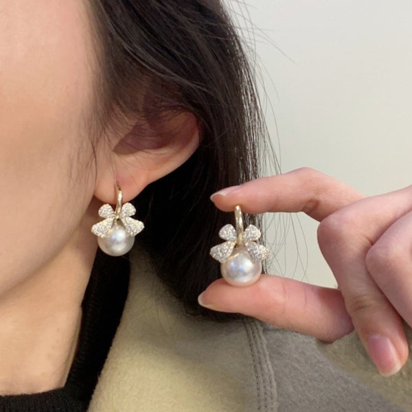 Gold Plated Rhinestone Knot Pearl Drop Earring