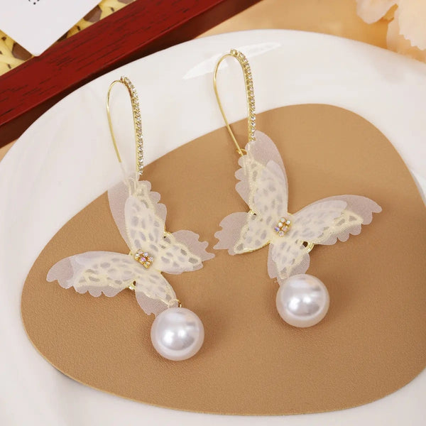 Gentle White Butterfly Pearl Earrings