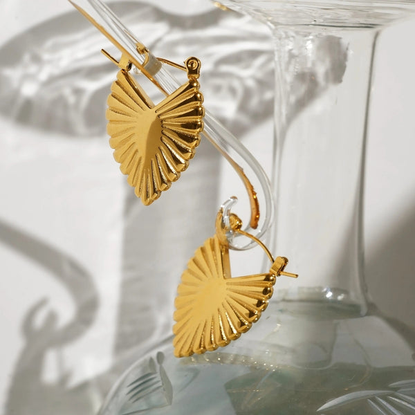 Anti tarnish honey bee earrings