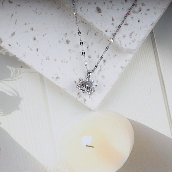 Love white heart necklace