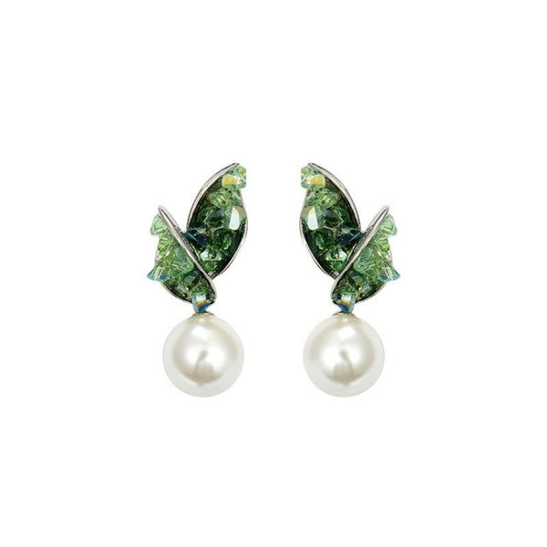 Green crystal leaf pearl earrings