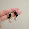 BLACK FLOWER WHITE PEARL EARRINGS