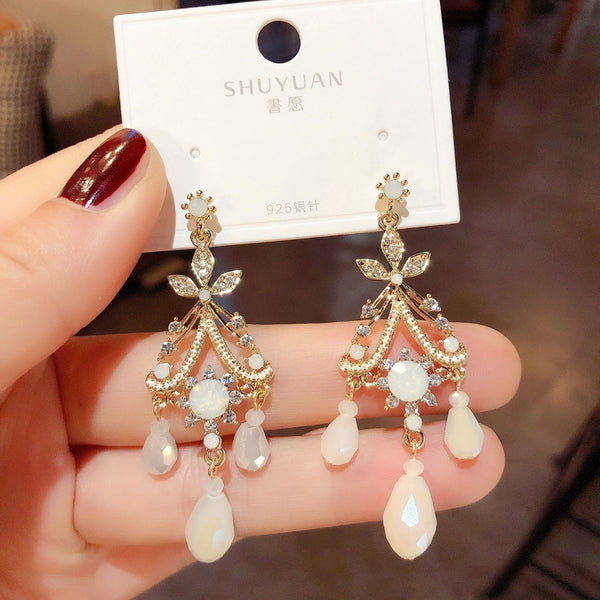 Elegant stone long earring