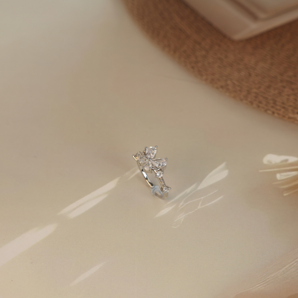 Love zirconia butterfly ring