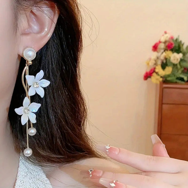 Flower pearl tassel earrings