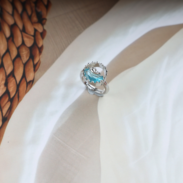 Love silver dolphine ring